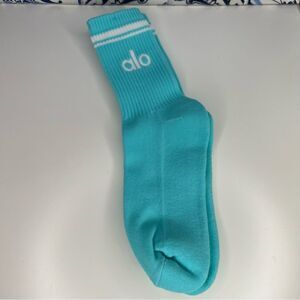 Unisex Half-Crew Throwback Sock Tiffany blue and white new never used